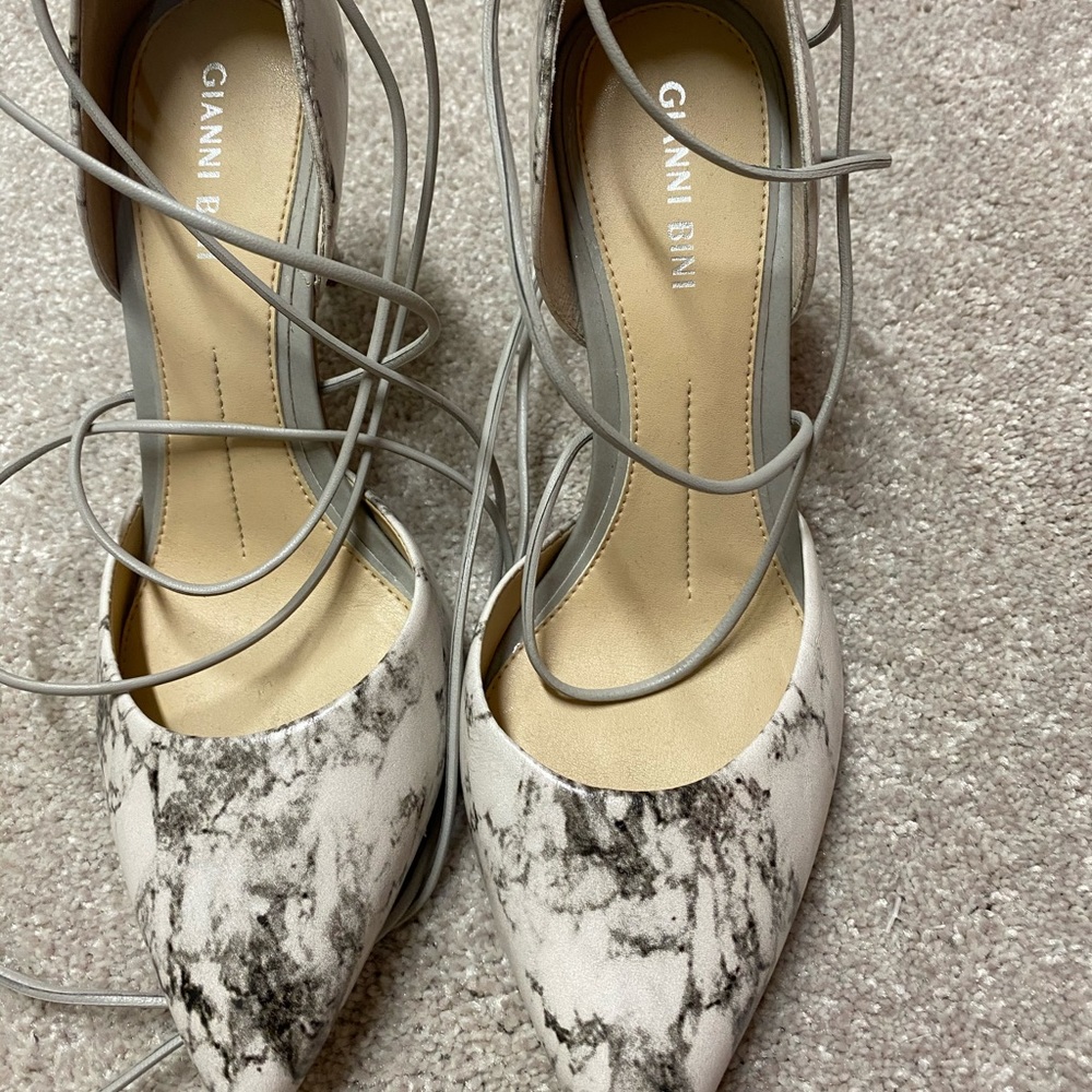 BRAND NEW GIANNI BINI HEELS